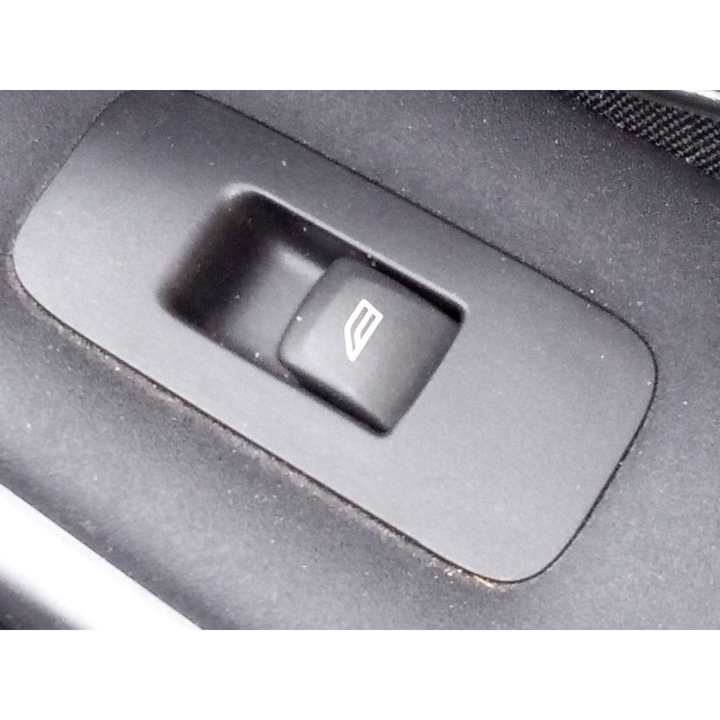 Recambio de mando elevalunas delantero derecho para volvo v40 momentum referencia OEM IAM   