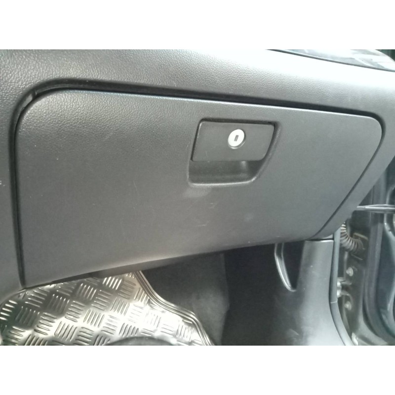 Recambio de guantera para chevrolet orlando lt+ referencia OEM IAM   