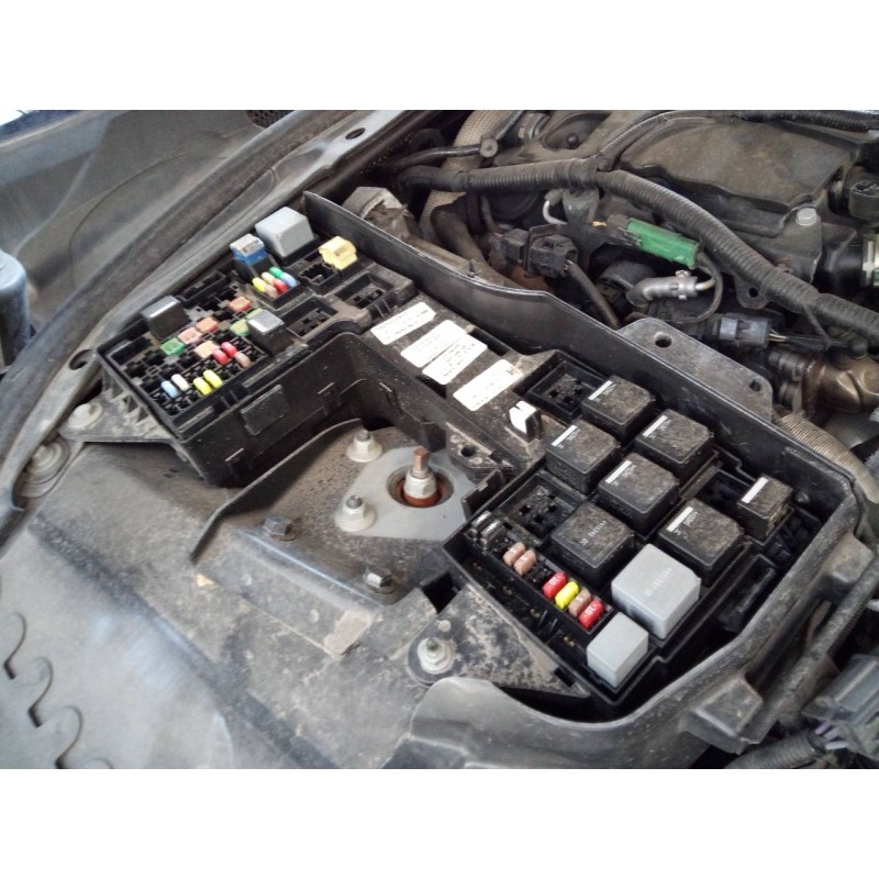 Recambio de caja reles / fusibles para jaguar xf 2.2 diesel referencia OEM IAM   