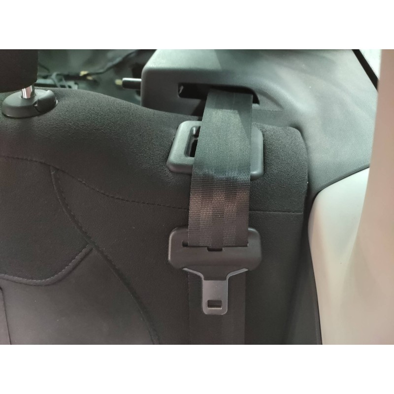 Recambio de cinturon seguridad trasero izquierdo para citroen c3 exclusive referencia OEM IAM   