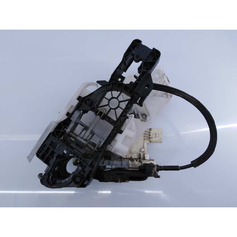 Recambio de cerradura puerta trasera derecha para volkswagen passat variant (3c5) advance referencia OEM IAM 3C4839016B  