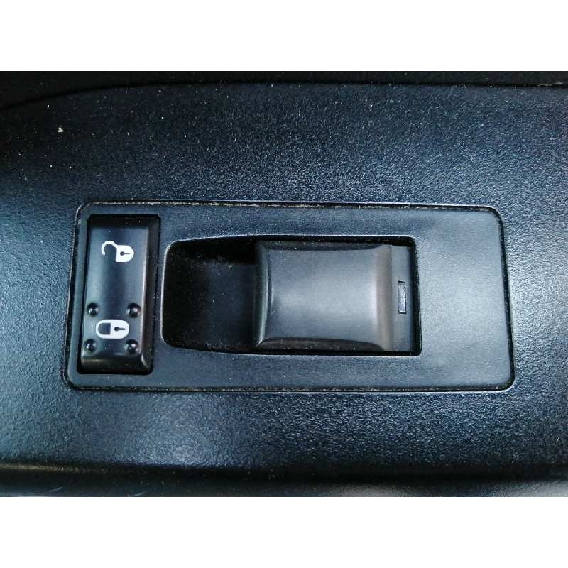 Recambio de mando elevalunas delantero derecho para chrysler jeep compass limited 4x4 referencia OEM IAM   