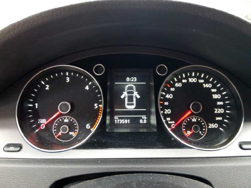 volkswagen passat berlina (3c2) del año 2010