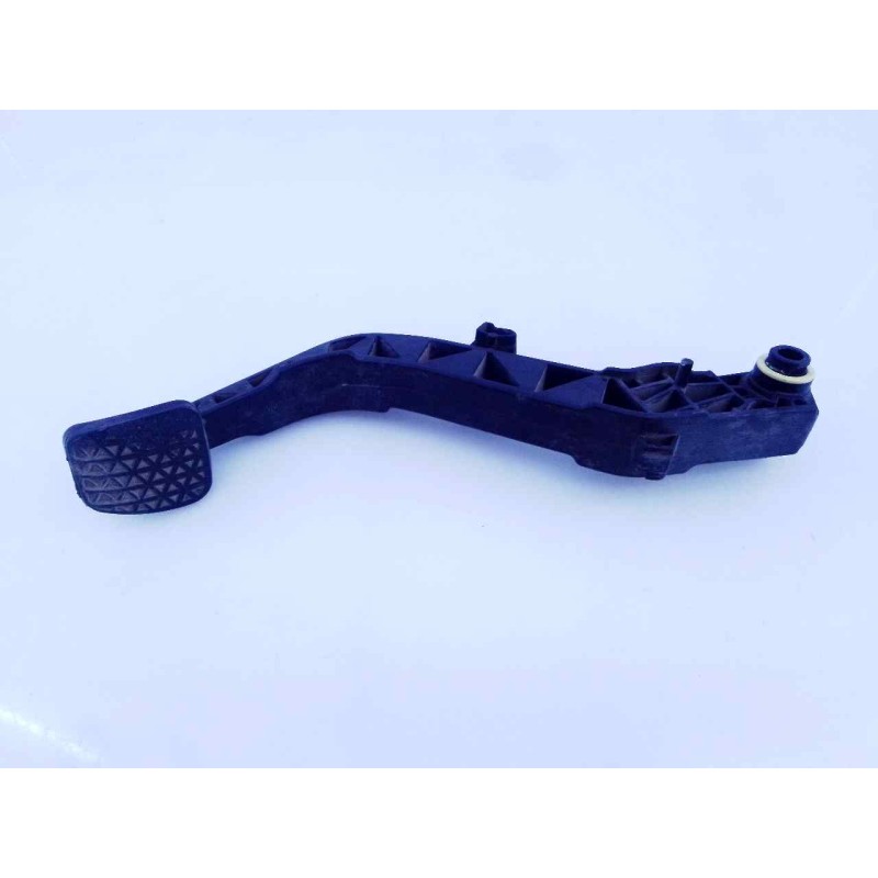 Recambio de pedal embrague para opel insignia berlina cosmo referencia OEM IAM   