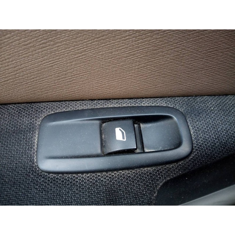 Recambio de mando elevalunas trasero izquierdo para citroen c4 picasso attraction referencia OEM IAM   