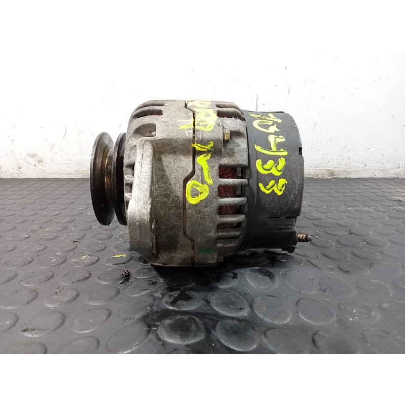 Recambio de alternador para nissan terrano/terrano.ii (r20) sport referencia OEM IAM 231007F001 0123310051 