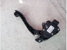 Recambio de pedal acelerador para renault master kipper l2h1 3,5t referencia OEM IAM 180101626R  