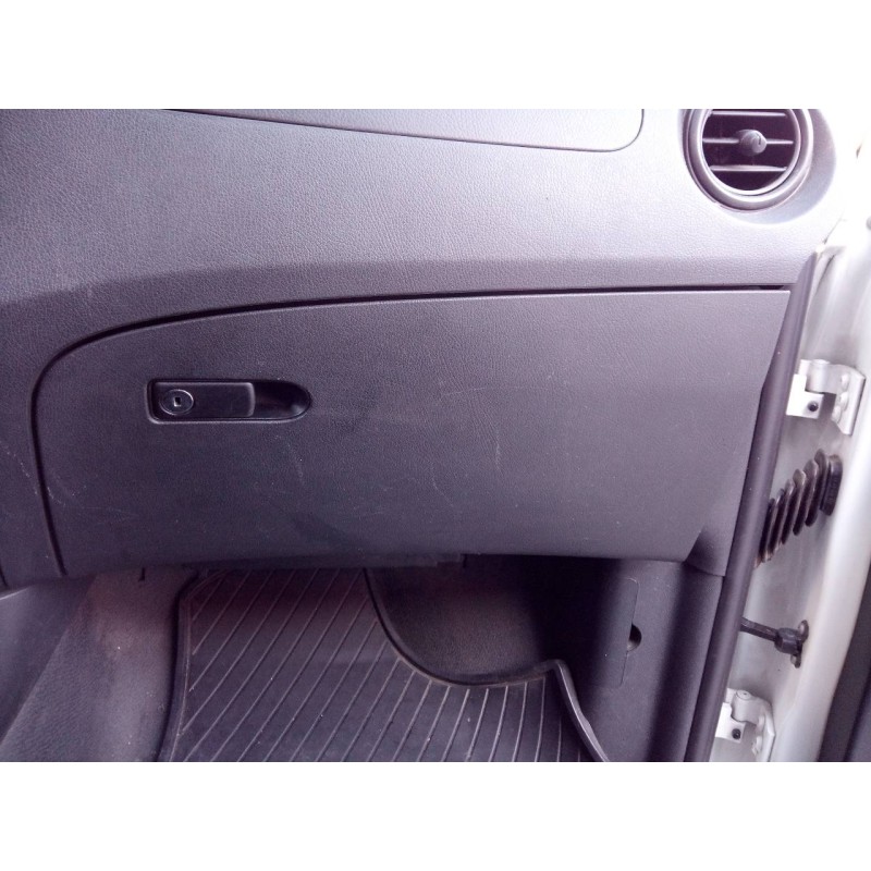 Recambio de guantera para mercedes vito mixto (447) 109/111 cdi kompakt (447.701) referencia OEM IAM   