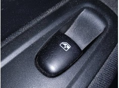 Recambio de mando elevalunas trasero izquierdo para renault kadjar zen referencia OEM IAM   