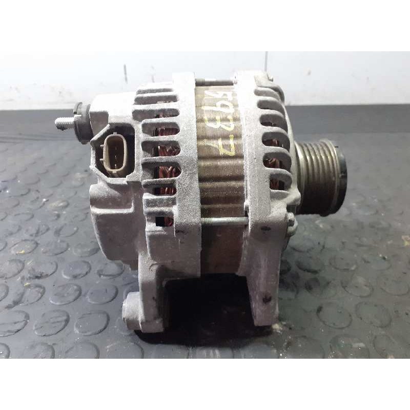 Recambio de alternador para nissan nv 200 (m20) kombi comfort referencia OEM IAM 231003VD1A  