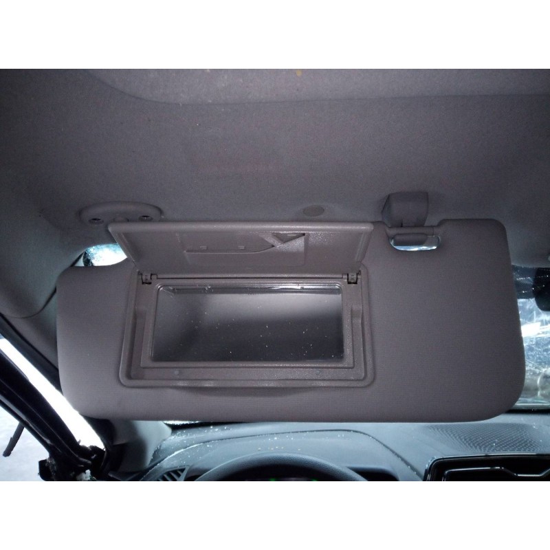 Recambio de parasol izquierdo para ssangyong tivoli crystal 4x2 referencia OEM IAM   