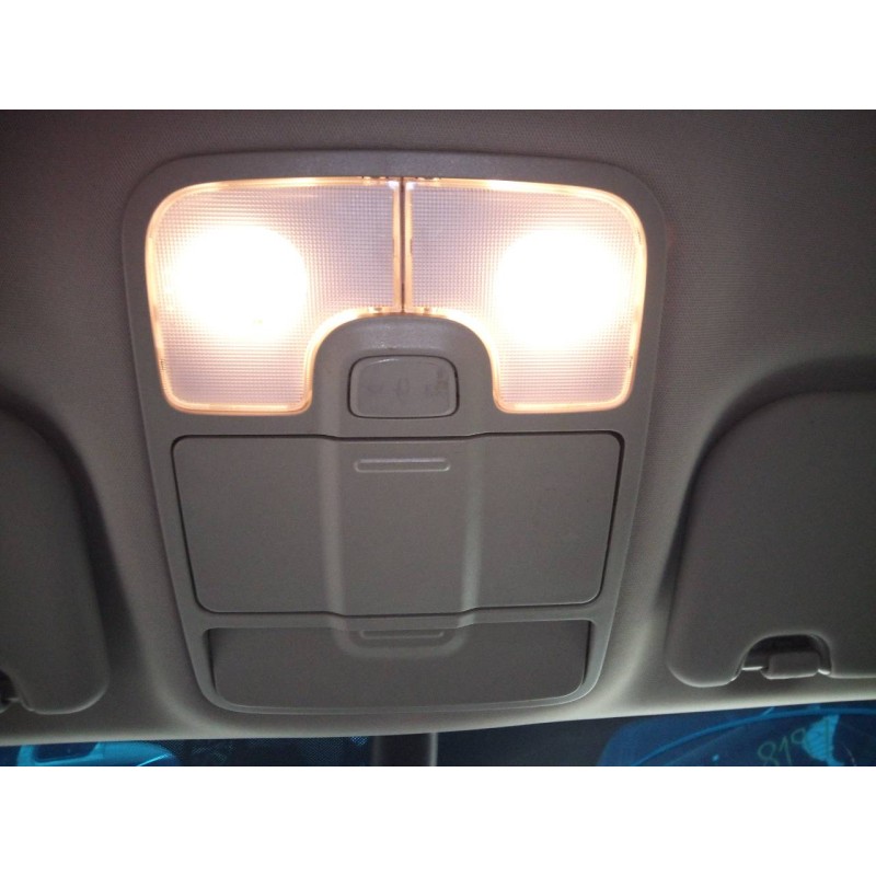 Recambio de luz interior para kia carens ( ) drive referencia OEM IAM   