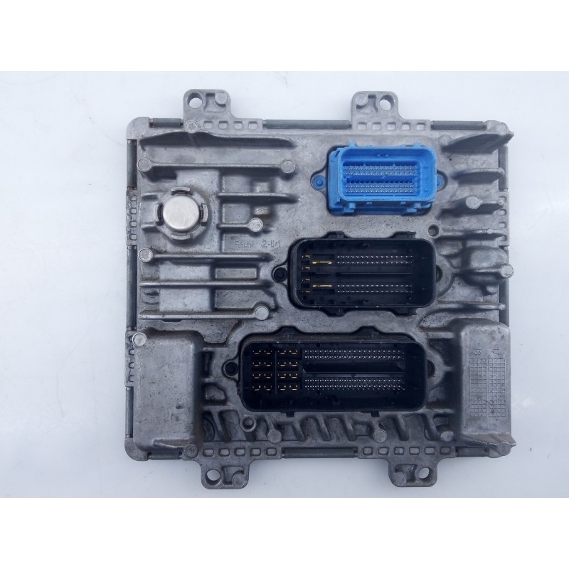 Recambio de centralita motor uce para opel zafira tourer expression referencia OEM IAM 55487860 395357783 