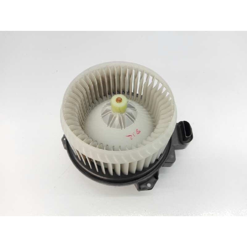 Recambio de ventilador calefaccion para toyota auris live referencia OEM IAM 2727008083  