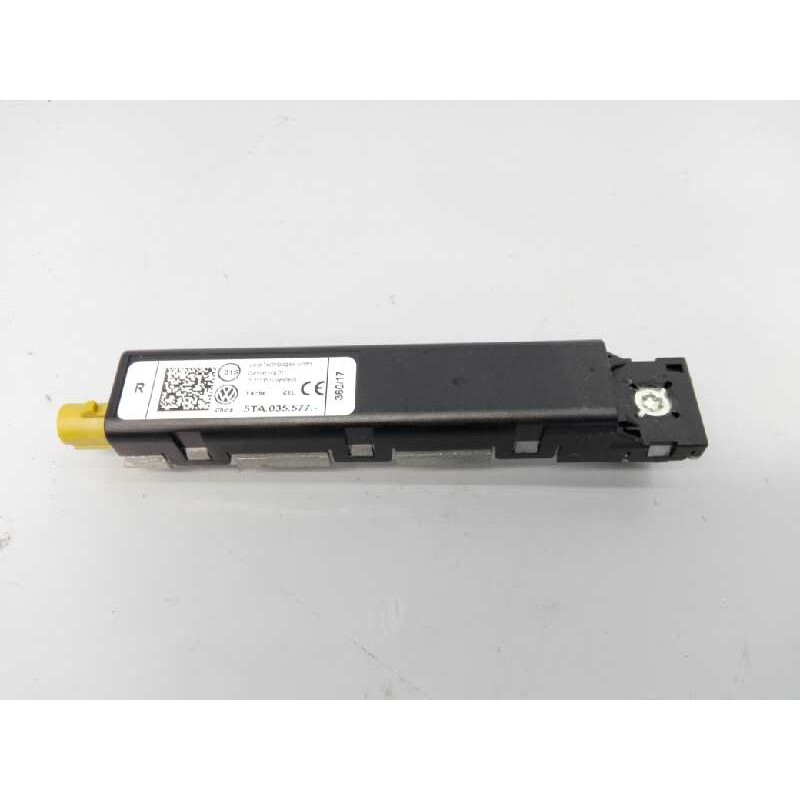 Recambio de antena para volkswagen touran (5t1) edition bmt referencia OEM IAM 5TA035577  