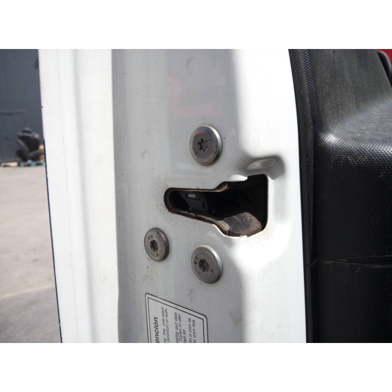 Recambio de cerradura puerta delantera izquierda para iveco daily ka ka 35 s... radstand 3000 referencia OEM IAM   