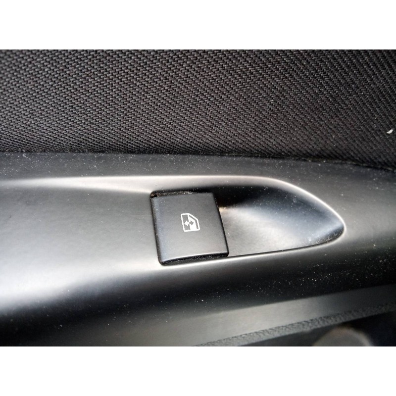 Recambio de mando elevalunas trasero izquierdo para opel zafira tourer expression referencia OEM IAM   