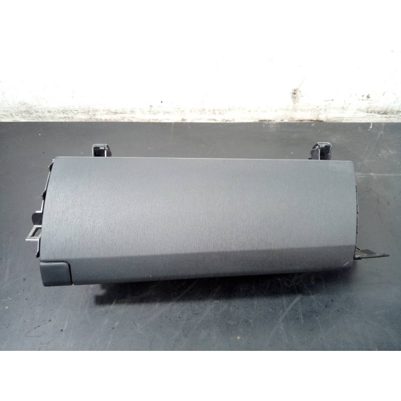 Recambio de guantera para toyota prius (nhw30) advance referencia OEM IAM 5551147041 5545247051 