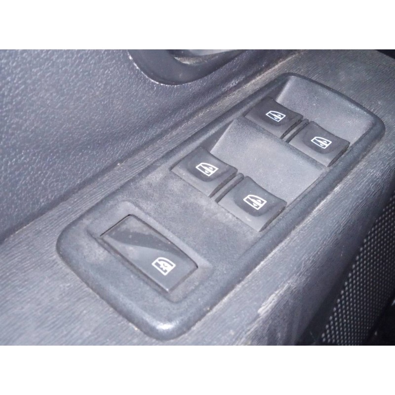 Recambio de mando elevalunas delantero izquierdo para dacia lodgy ambiance referencia OEM IAM   