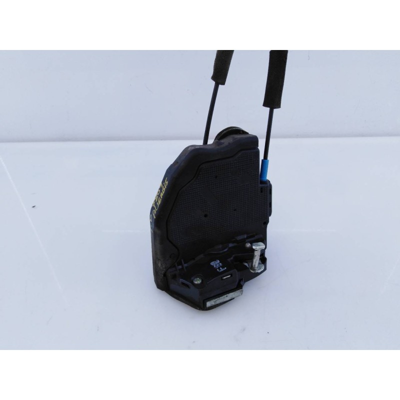 Recambio de cerradura puerta trasera derecha para toyota avensis (t27) advance referencia OEM IAM   