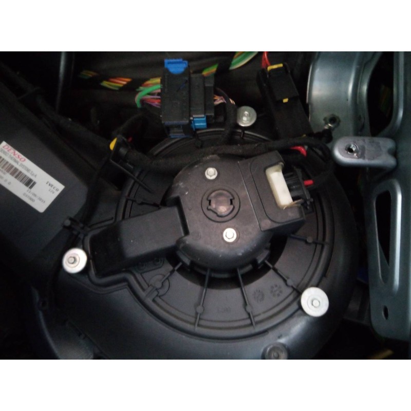 Recambio de ventilador calefaccion para iveco daily ka ka 35 s... radstand 3000 referencia OEM IAM 5S9030100  