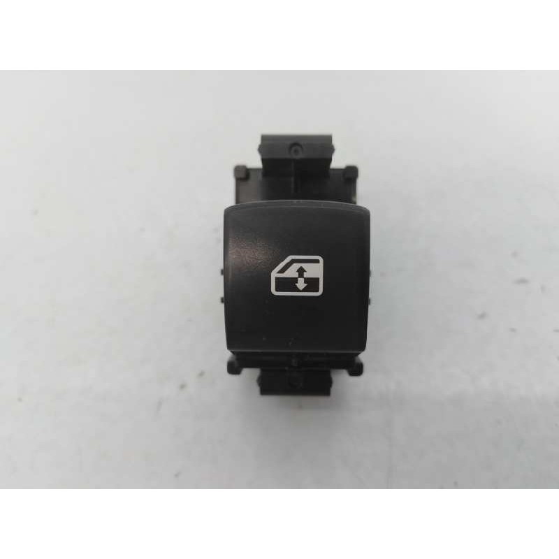 Recambio de mando elevalunas trasero izquierdo para mitsubishi outlander (gf0) motion 2wd referencia OEM IAM 8608A242  