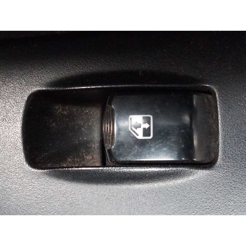 Recambio de mando elevalunas trasero derecho para ssangyong rexton rx 270 full referencia OEM IAM   