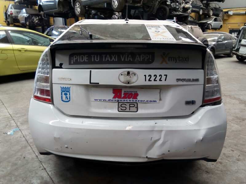 toyota prius (nhw30) del año 2012