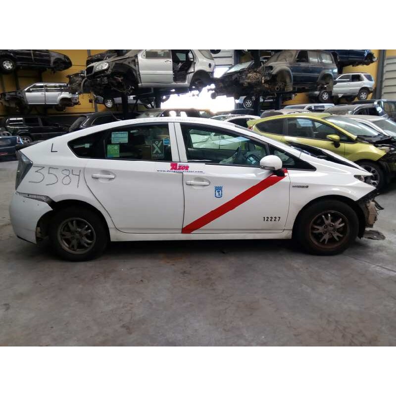 toyota prius (nhw30) del año 2012