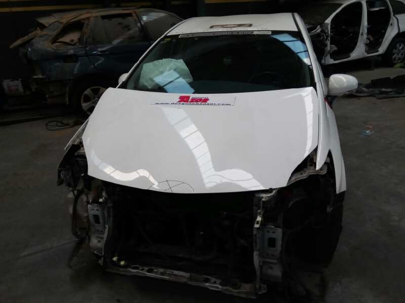 toyota prius (nhw30) del año 2012