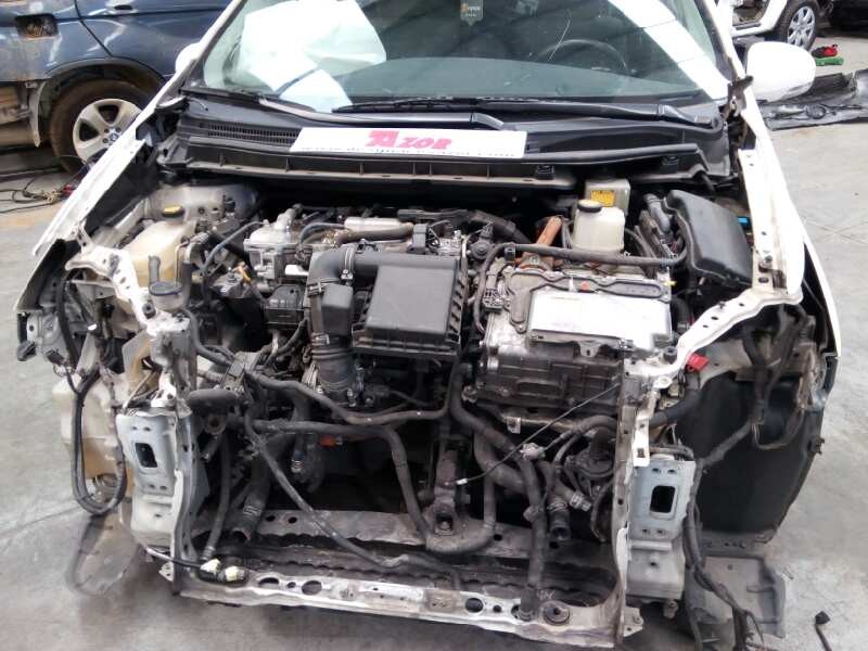 toyota prius (nhw30) del año 2012