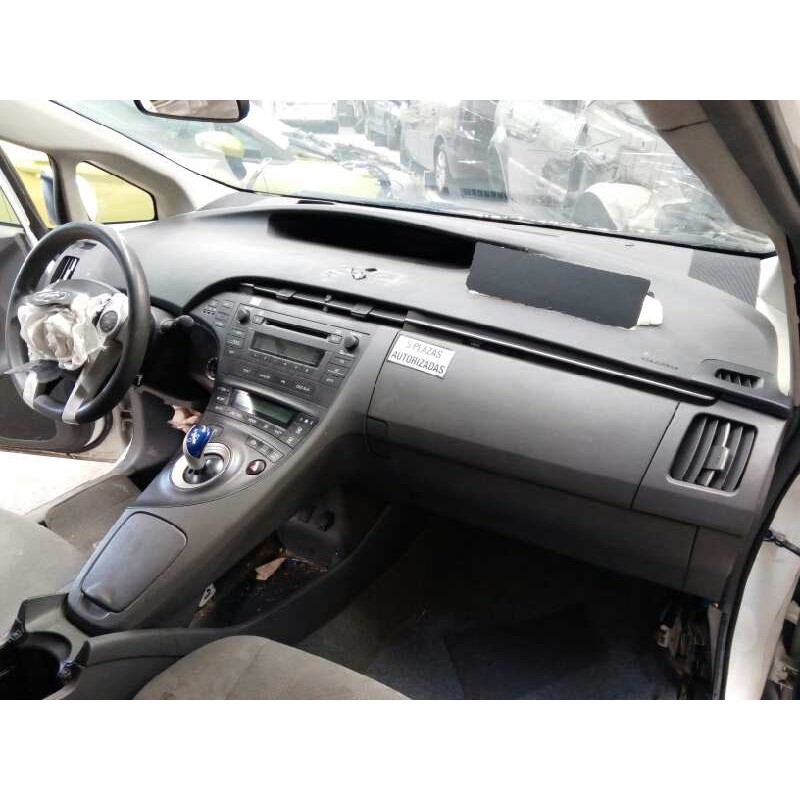 toyota prius (nhw30) del año 2012