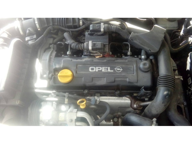 opel astra g berlina del año 2001