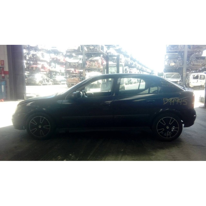 opel astra g berlina del año 2001
