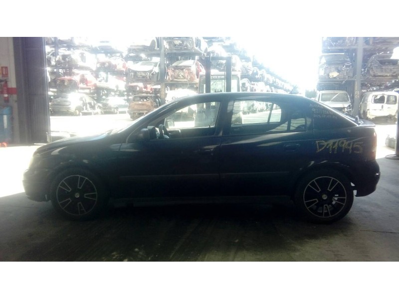 opel astra g berlina del año 2001