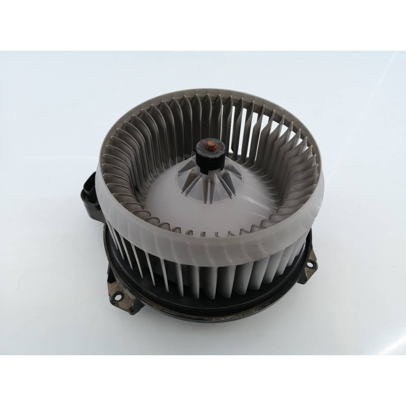 Recambio de ventilador calefaccion para toyota land cruiser (j15) basis referencia OEM IAM 8710360400 1163409940 