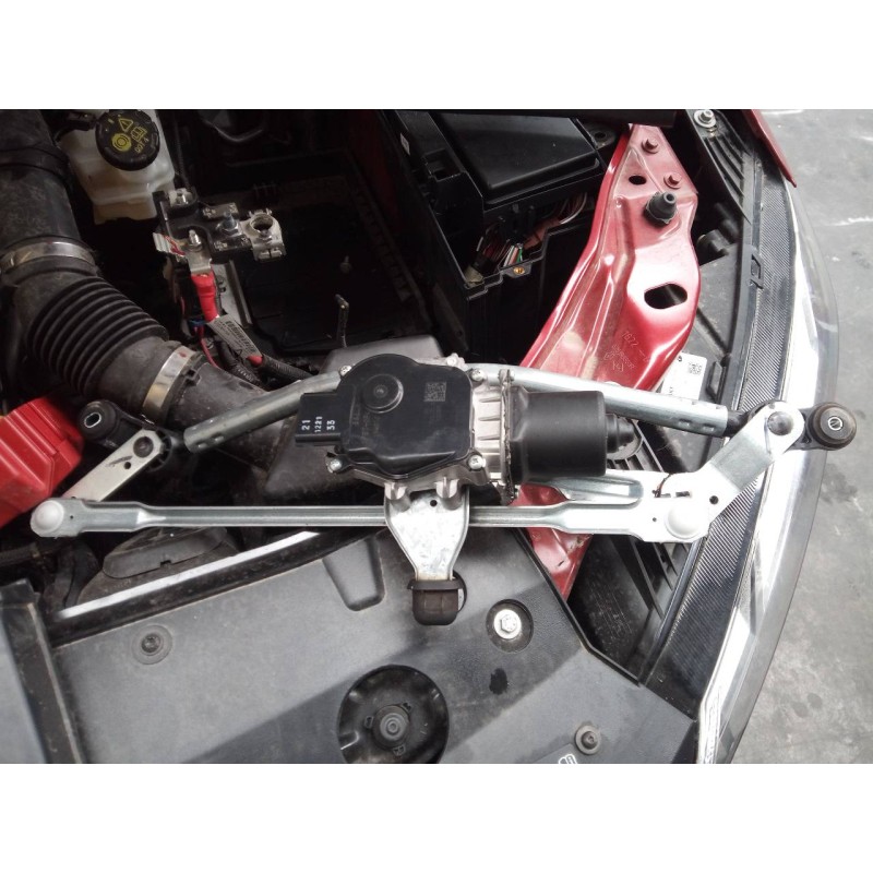 Recambio de motor limpia delantero para dacia sandero iii stepaway referencia OEM IAM 21122133  