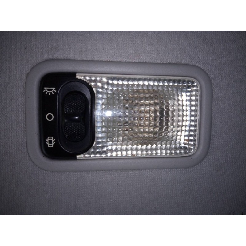 Recambio de luz interior para citroen berlingo station wagon attraction referencia OEM IAM   