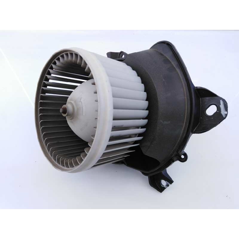 Recambio de ventilador calefaccion para opel corsa e selective ecoflex referencia OEM IAM 13335075  