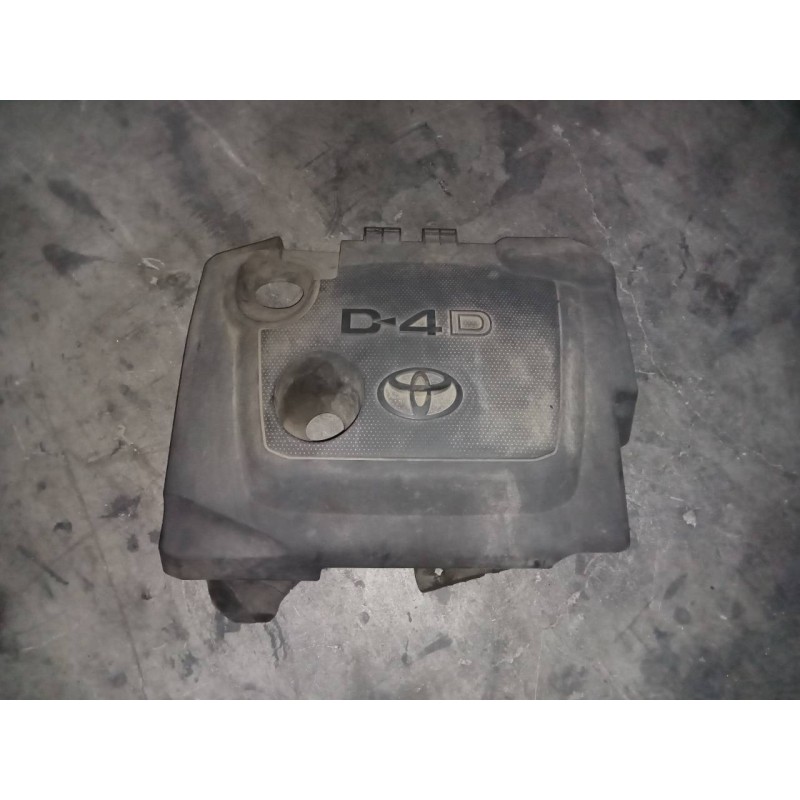 Recambio de tapa motor para toyota auris active referencia OEM IAM   