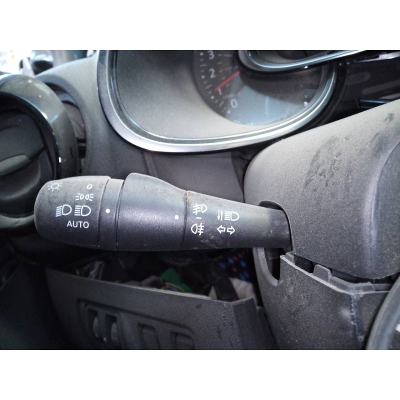 Recambio de mando intermitentes para renault clio iv dynamique referencia OEM IAM   