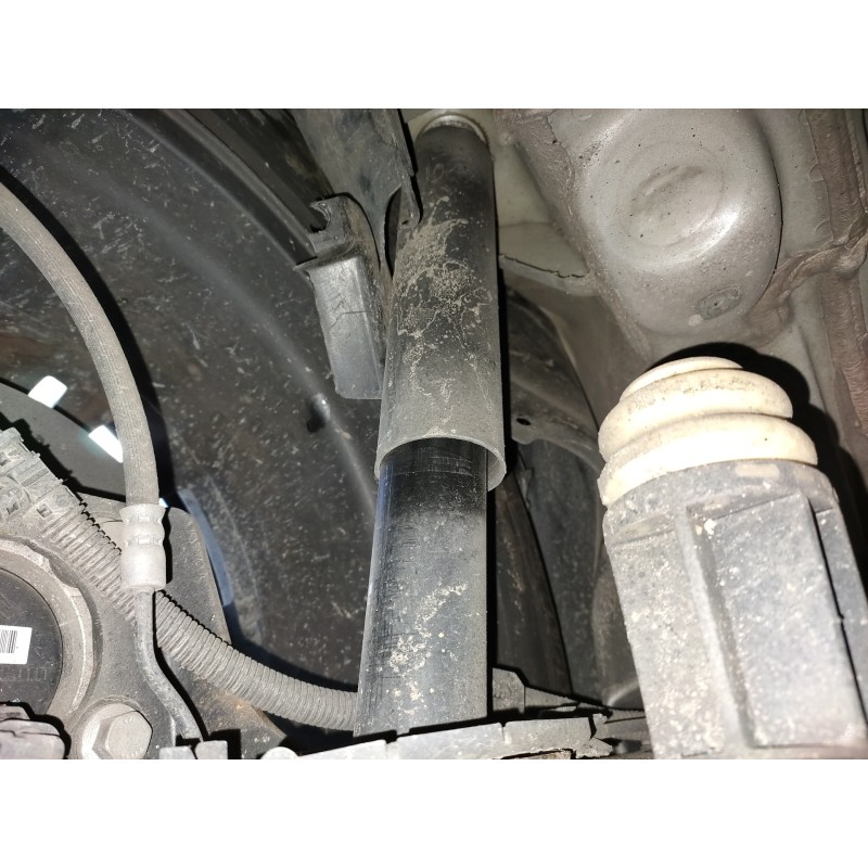 Recambio de amortiguador trasero izquierdo para peugeot 3008 gt line referencia OEM IAM   