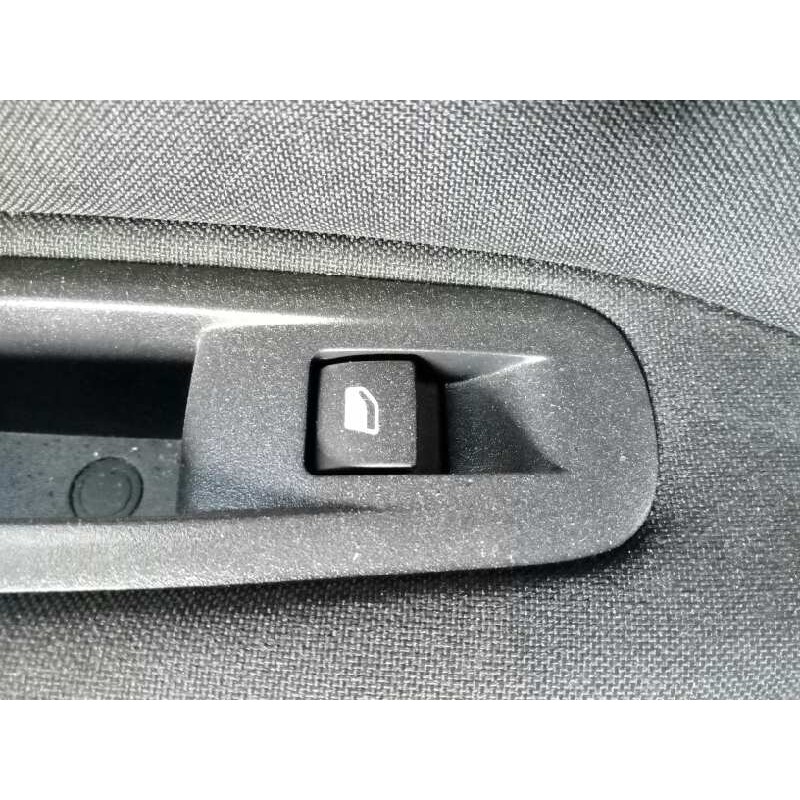 Recambio de mando elevalunas trasero izquierdo para peugeot 308 active referencia OEM IAM   