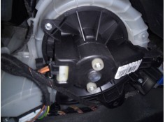 Recambio de ventilador calefaccion para opel corsa e selective referencia OEM IAM 13335075  