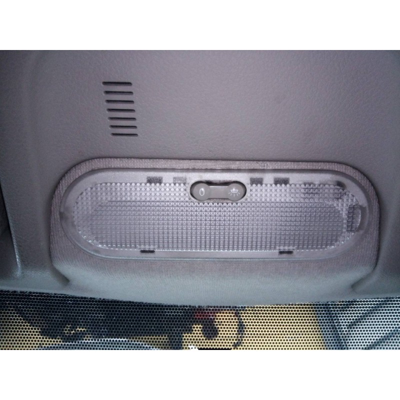 Recambio de luz interior para dacia dokker express ambiance referencia OEM IAM   