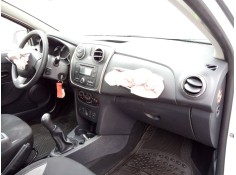 Recambio de salpicadero para dacia sandero stepway referencia OEM IAM   