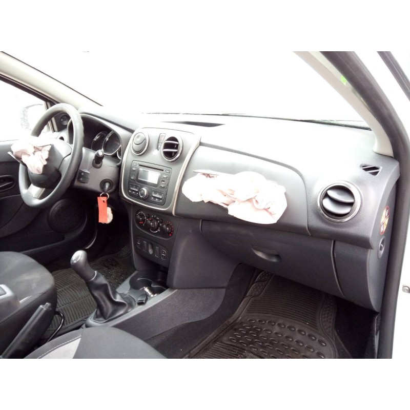 Recambio de salpicadero para dacia sandero stepway referencia OEM IAM   