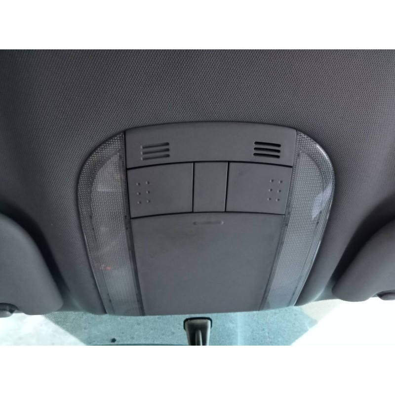 Recambio de luz interior para toyota auris active referencia OEM IAM   