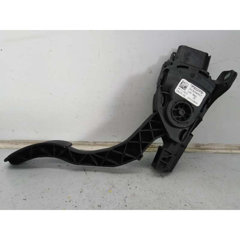 Recambio de pedal acelerador para volvo xc60 kinetic 2wd referencia OEM IAM 31329057  