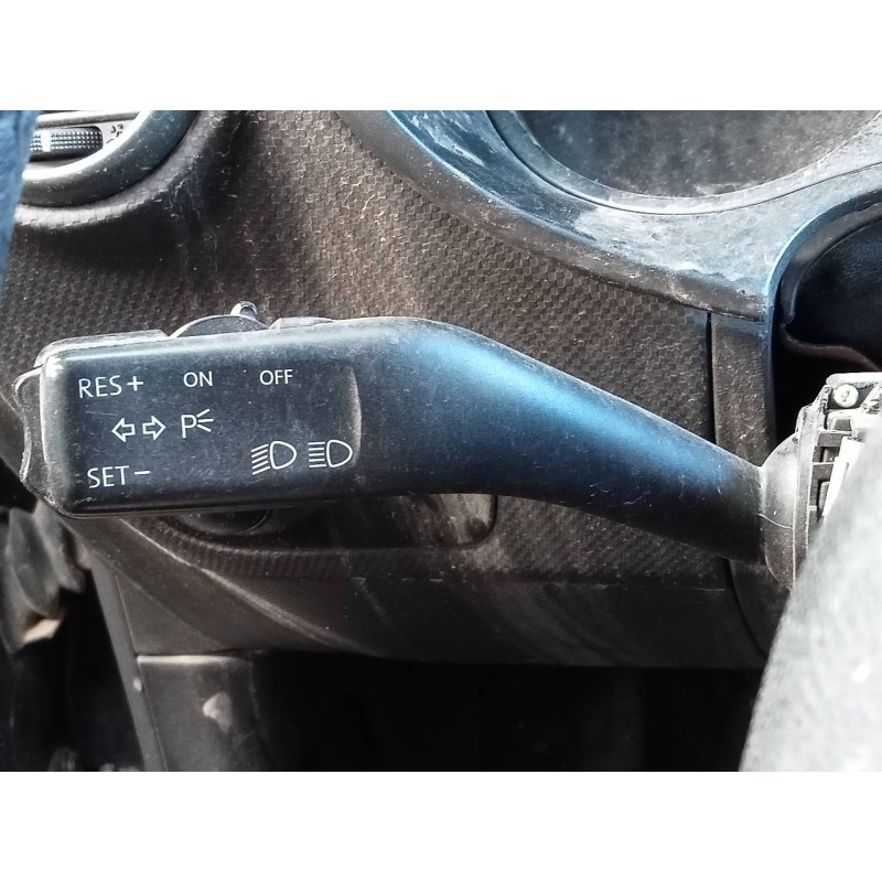 Recambio de mando intermitentes para seat leon (1p1) sport referencia OEM IAM   